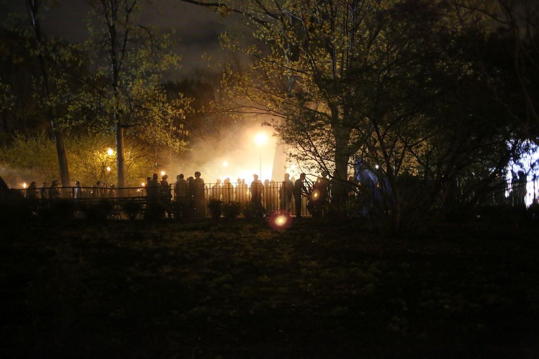 A fog machine lent an eerie mood and thick humidity to the park, perhaps helping to approximate the late summer, during which the riot actually took place.<br/>